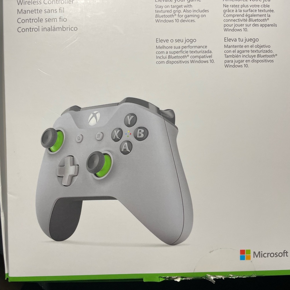 Special Edition Xbox Controller - Picture 6 of 8